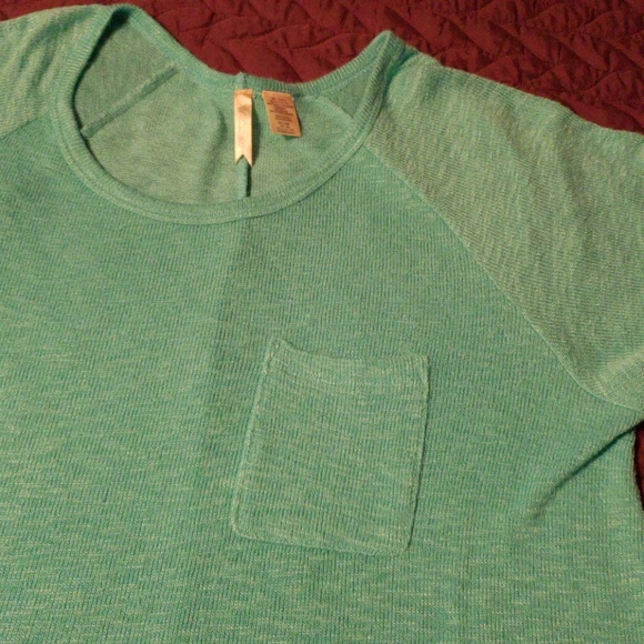 Women's tunic - Picture 3 of 3